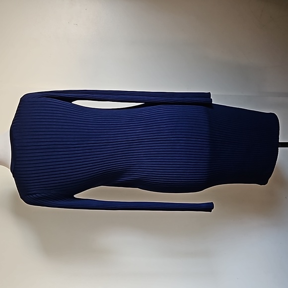 BCBG navy blue ribbed knit sweater dress cold shoulder long sleeves Medium - Picture 8 of 17